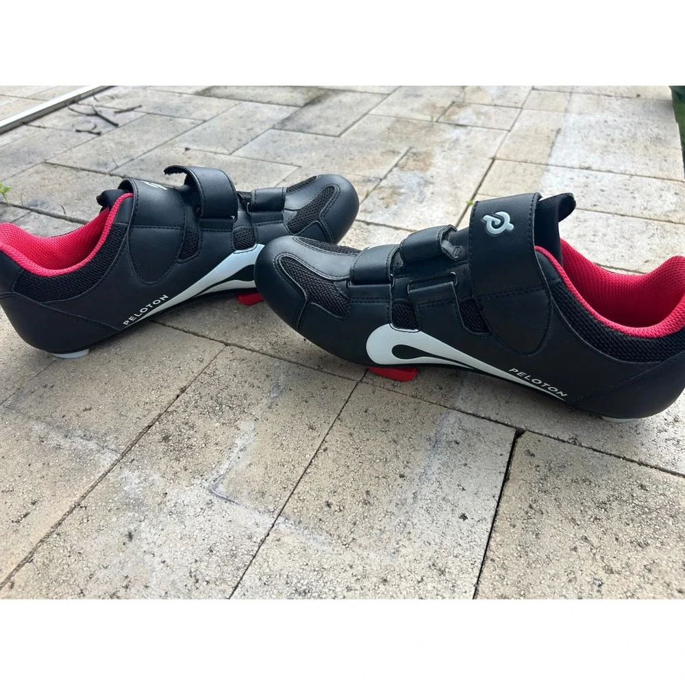 Peloton Cycling Shoes Black Red EU 42 Mens 9 Womens 11 with Cleats PL-SH-01